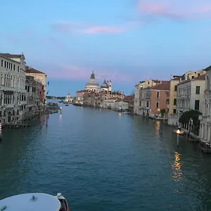 bb-santo-stefano-venezia.hotelinveneto.com/